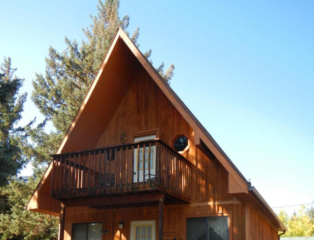 Spring Creek Inn Hill City Exterior photo